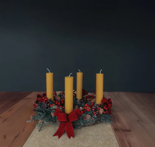 Adventkranz mit Bienenwaben-Kerzen