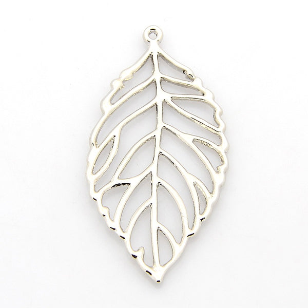 Blatt Metallanhänger filigran silber 51x26x2 mm per Stück