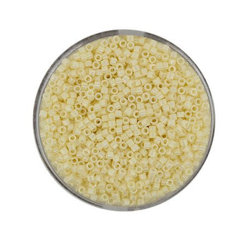 Miyuki Delica 11/0 Perlencreme, 2 mm, 9 g/Dosis