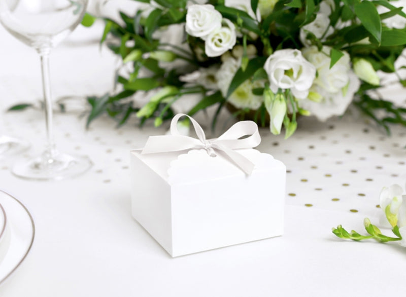 Elegant Gift Box Geschenkebox weix 10 Stück 8x7,5x4,5cm