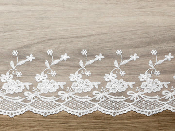 Tischläufer Spitze Lace off-white 0,45x9m