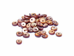 Muschelscheiben gefärbt gebohrt 6mm 50 Stk.