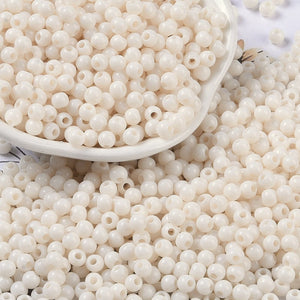 Acrylperlen Uni 4mm Lochbohrung 1,6mm 600 Stück