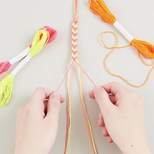DIY Freundschaftsarmbänder Set 100 % Baumwolle 10 x Knüpfgarn