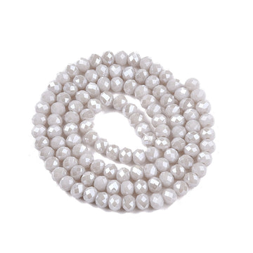 Glasschliffperlen Rondelle facettiert Pearl Luster hellgrau 4x3mm 105 Stück / Strang
