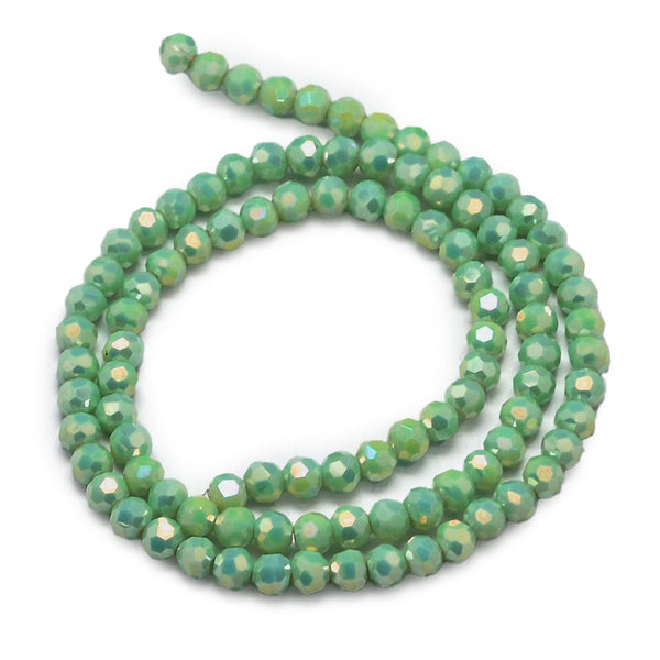 Glasschliffperle Abacus pale green opak AB 4x3mm 90 Stück