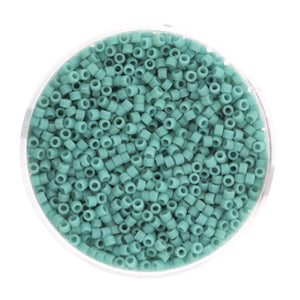Hochwertige japanische Delica Beads Glasperlen 2mm 7g / Dose