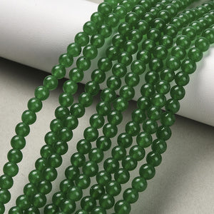 Jadeperlen rund grün gefärbt 4mm 92 Perlen / Strang 38cm