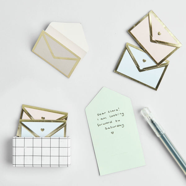 Mini Love Letter Set Pastell 5x3,5cm  8 Umschläge in 4 unterschiedlichen Designs