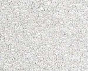 Miyuki Delica 11/0 pearl white 2mm 9g/Dose