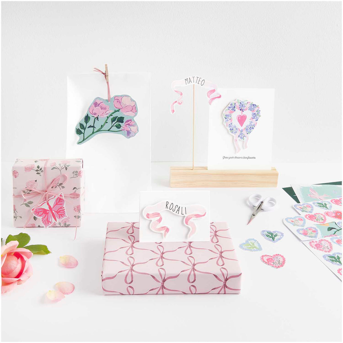 Motivpapierblock La Vie En Rose FSC MIX A4 23 Blatt 11 Designs Ausschneidebogen Glitzerkarton