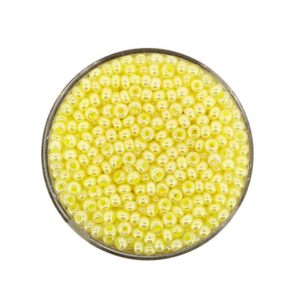 Rocailles Glasperlen butter yellow 2,6mm 17g/Dose