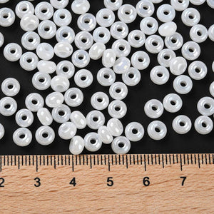 Rocailles Donut pearl white luster 5x3mm 140 Stück