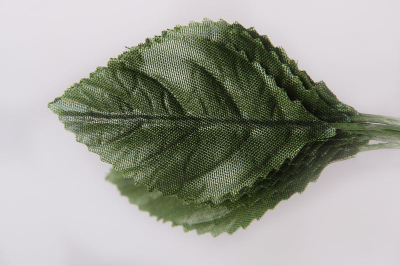 Rosenlaub Stoffblätter auf Drahtstiel 22x48mm 12 Stück