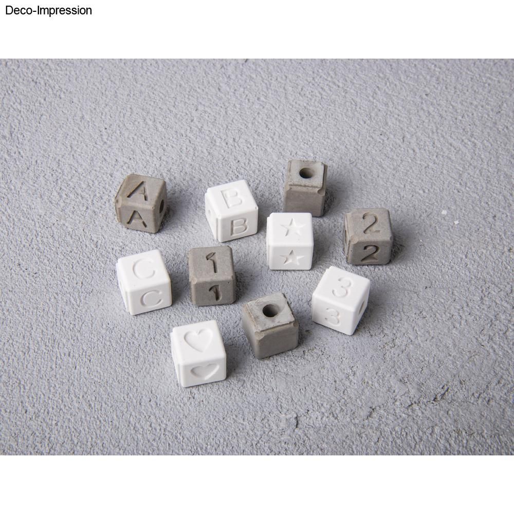 Silikon Gießform Buchstaben Perlen inkl. Zahlen 42 Perlen 10x10mm
