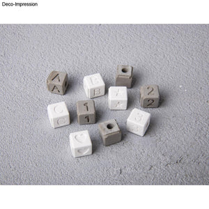 Silikon Gießform Buchstaben Perlen inkl. Zahlen 42 Perlen 10x10mm