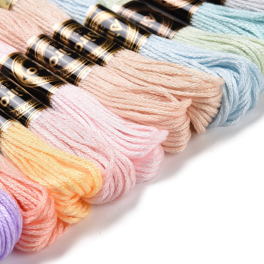 Stickgarn-Set 12 Farben 6-fädiges Polyester Stickgarn 8m pro Strang verschiedene Farben