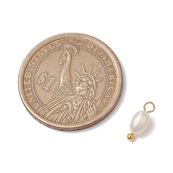 Süßwasserperlen-Anhänger Naturperle Potato Charm goldfarben 13mm 1 Stück