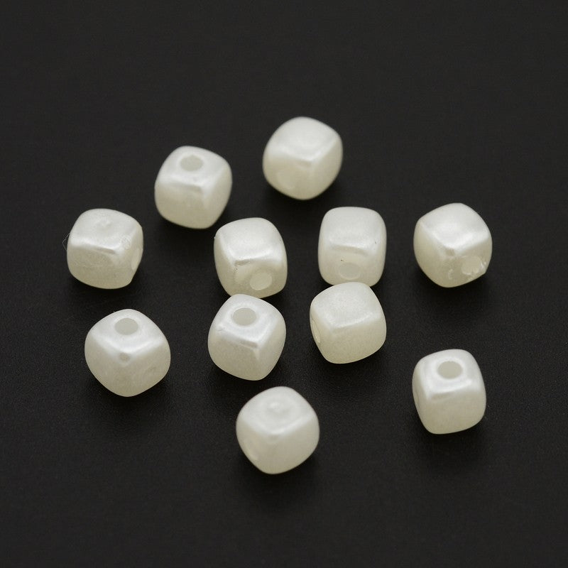 Wachsperle Würfel cremeweiß 5x5mm 60 Stück / Dose