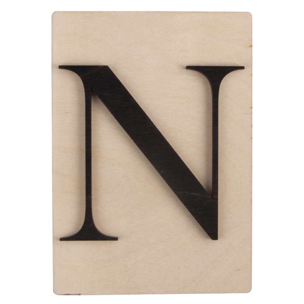 Holzbuchstaben schwarz auf Holzfliese 10,5x14,8cm per Stück