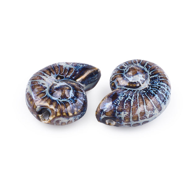 Handgefertigte Porzellanperle Meerschnecke glasiert ca. 40x30mm Loch 2,5-3,5mm 1 Stück