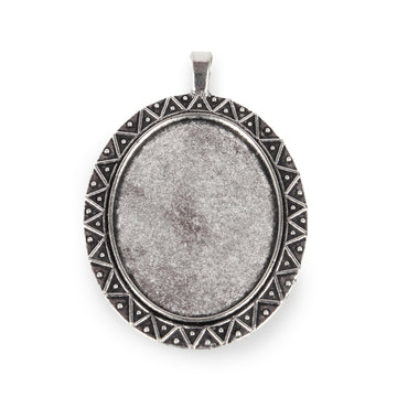 Schmuckkessel oval mit Zackenbordüre, altsilber, 44x30mm innen, außen 60x40mm